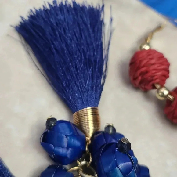 Earrings bundle of 3 pairs of earrings - Picture 10 of 13